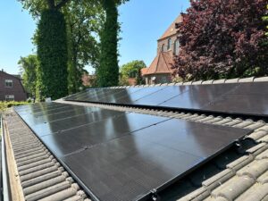 Haal de Zon in Huis: Alles Wat Je Moet Weten Over Zonnepanelen in Achterveld